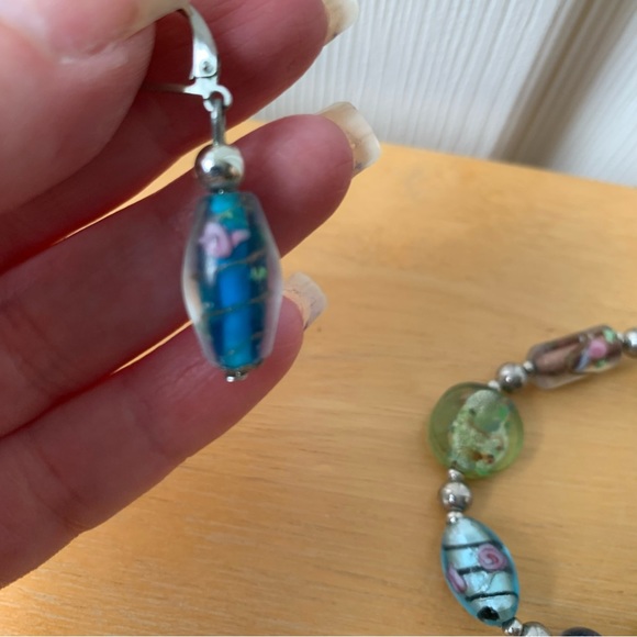 Translucent blue & green beaded bracelet with matching earrings - Picture 5 of 7